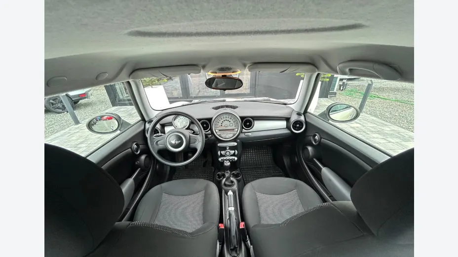 MINI One -