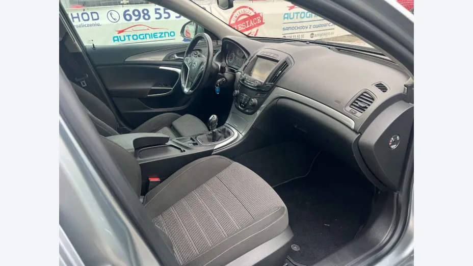 OPEL Insignia -