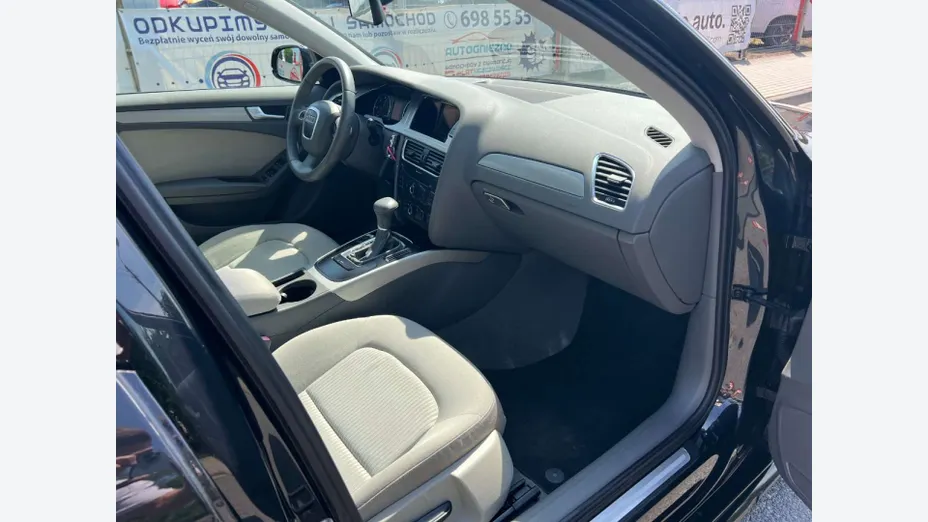 AUDI A4 -