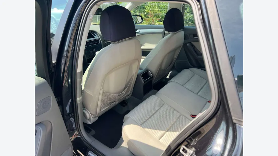 AUDI A4 -