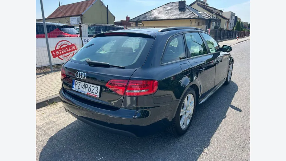 AUDI A4 -