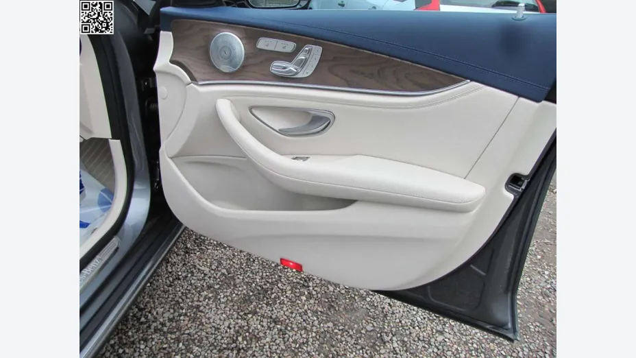 MERCEDES-BENZ E Klasa -