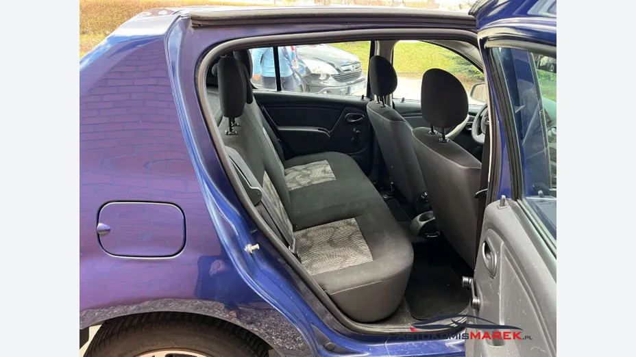 DACIA Sandero -