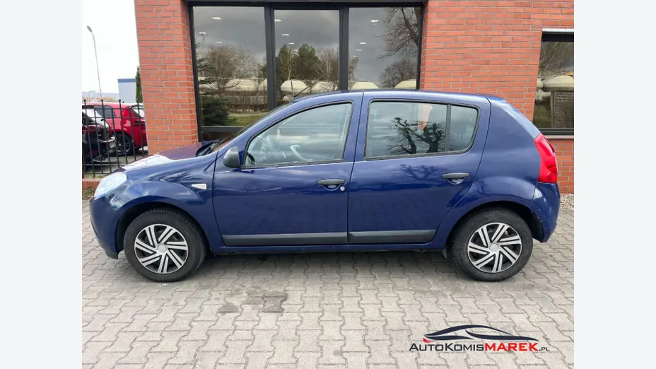 DACIA Sandero -