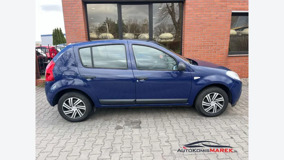 DACIA Sandero -
