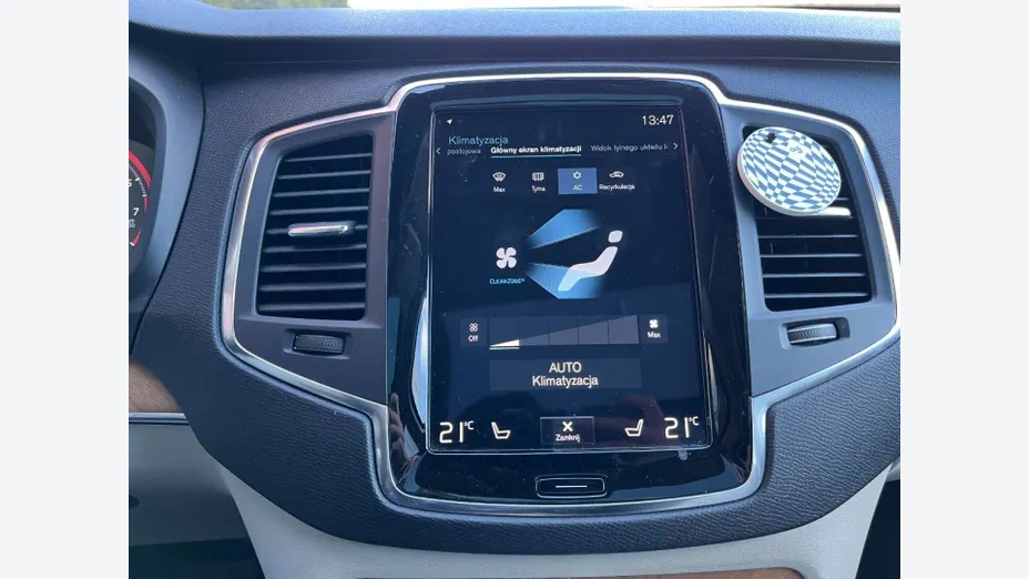 VOLVO XC90 -