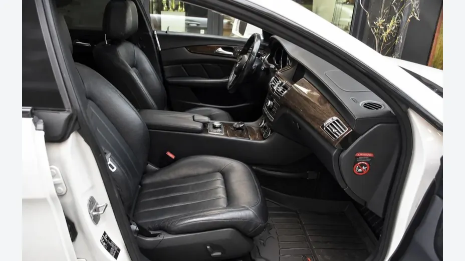 MERCEDES-BENZ CLS -