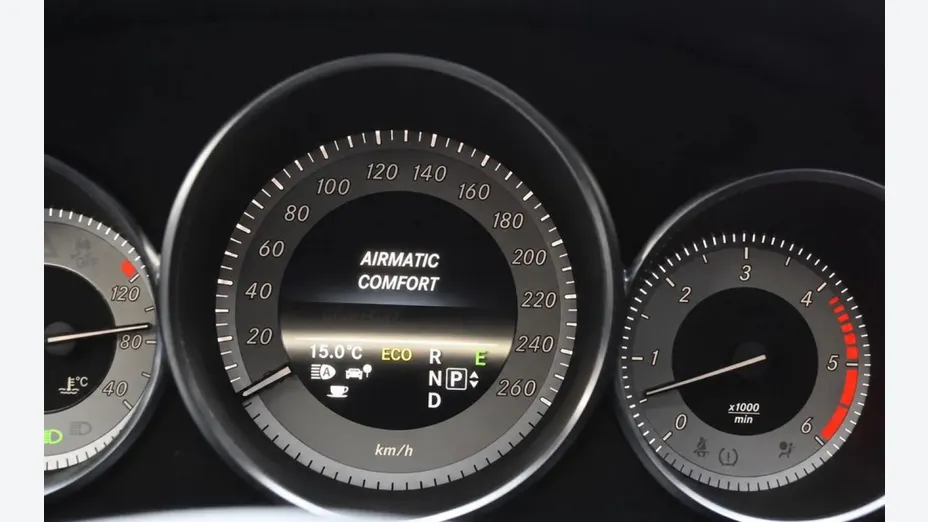 MERCEDES-BENZ CLS -