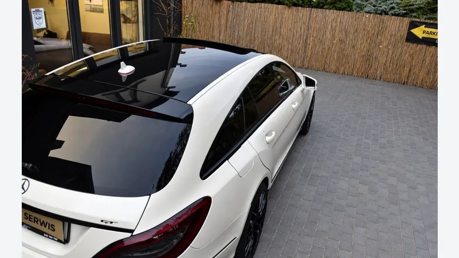MERCEDES-BENZ CLS -
