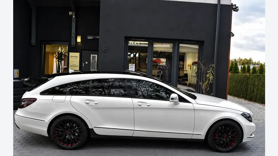 MERCEDES-BENZ CLS -