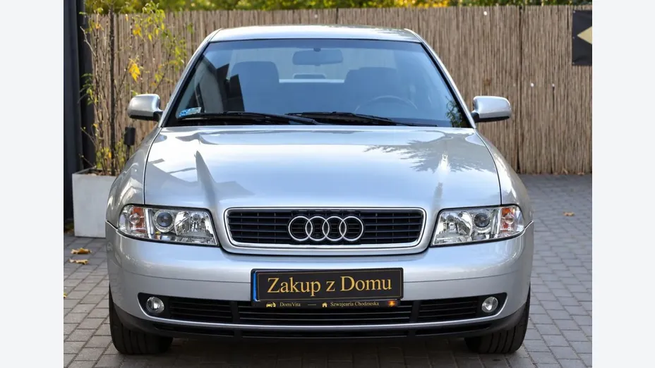 AUDI A4 -