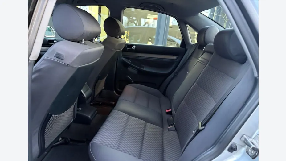 AUDI A4 -