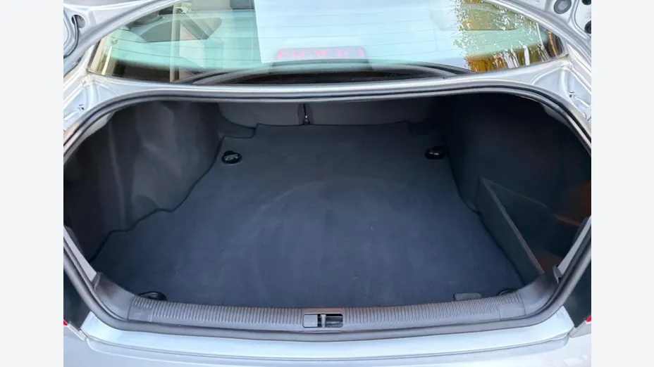 AUDI A4 -