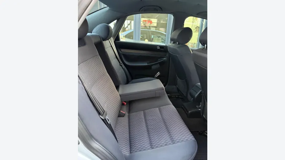 AUDI A4 -