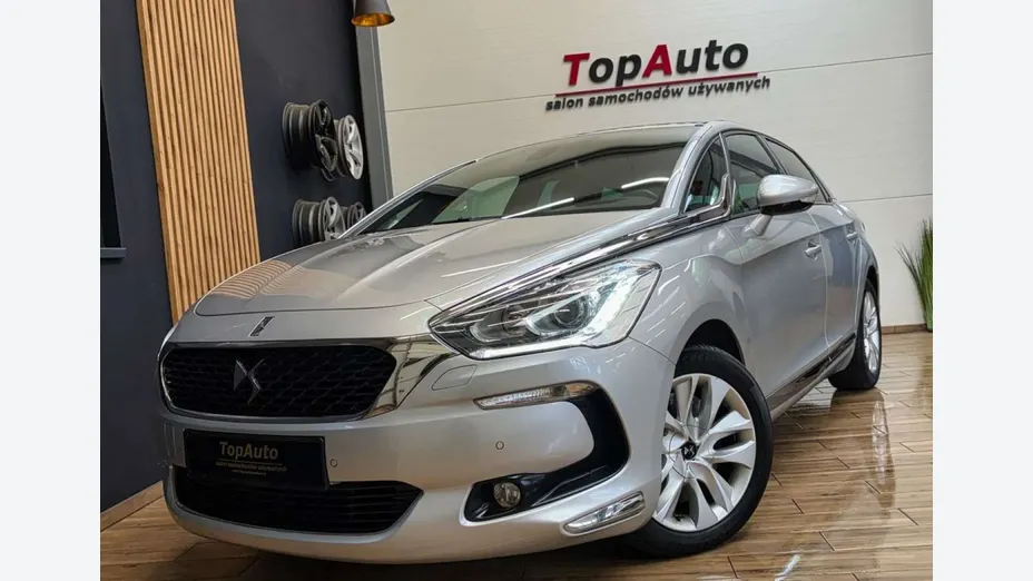 CITROEN DS5 -