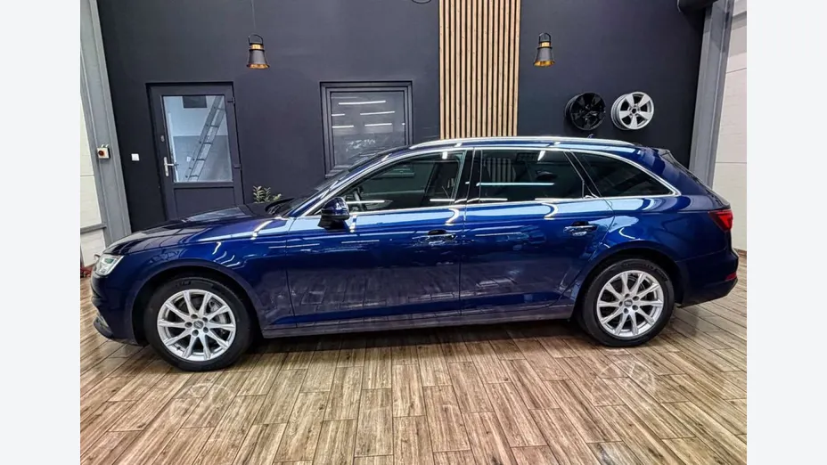 AUDI A4 Avant -