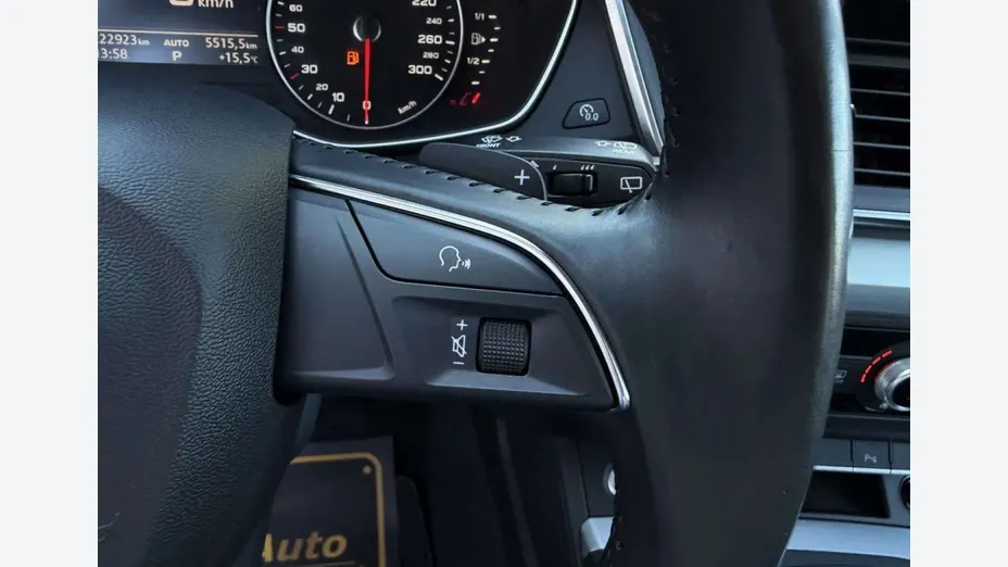 AUDI Q5 -