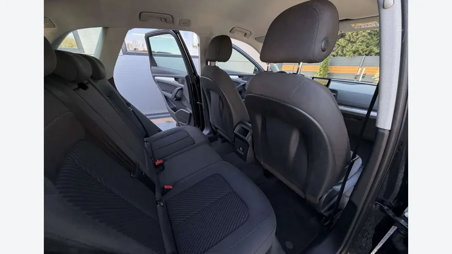 AUDI Q5 -