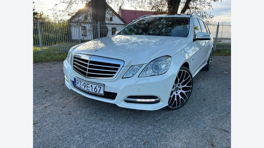 MERCEDES-BENZ E Klasa -