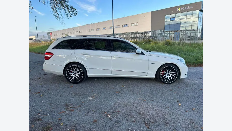 MERCEDES-BENZ E Klasa -