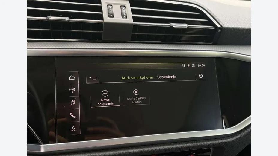 AUDI Q3 -