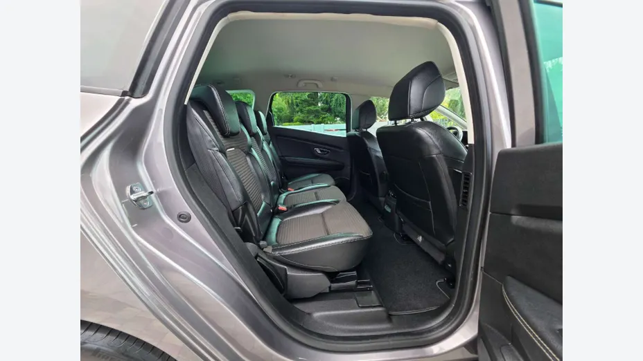 RENAULT Grand Scenic -