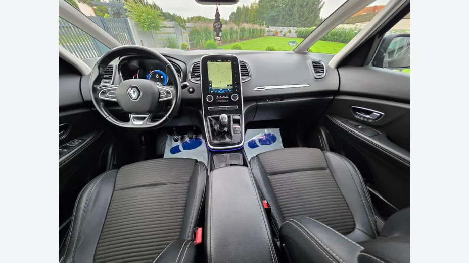 RENAULT Grand Scenic -
