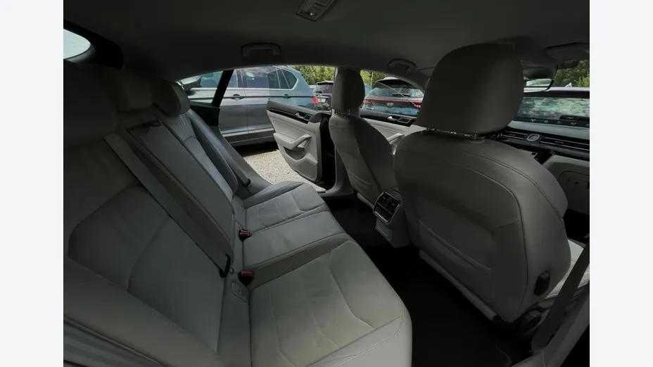 VOLKSWAGEN Arteon -