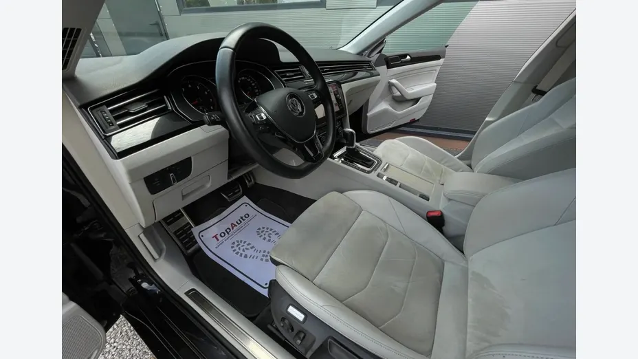 VOLKSWAGEN Arteon -