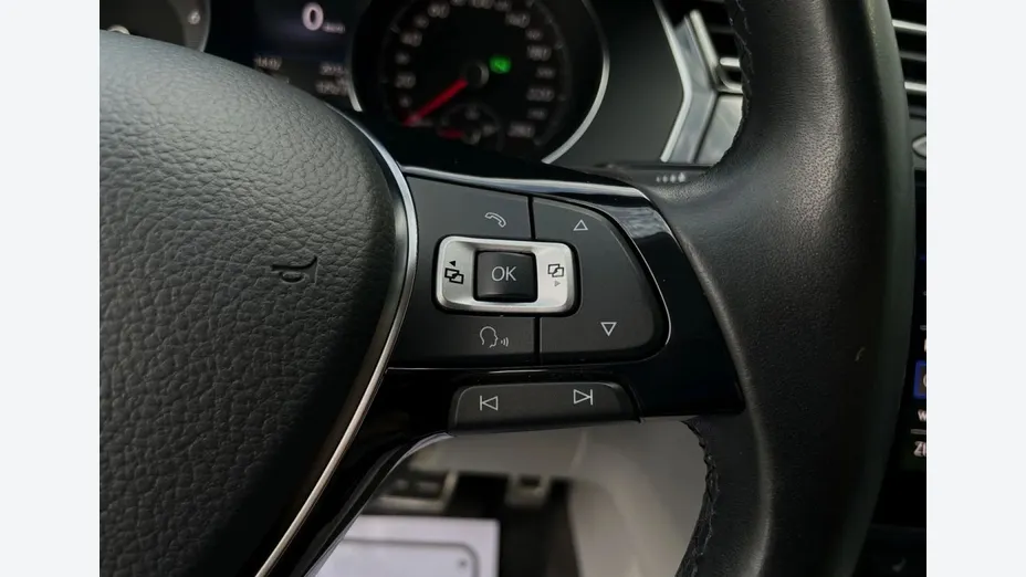 VOLKSWAGEN Arteon -