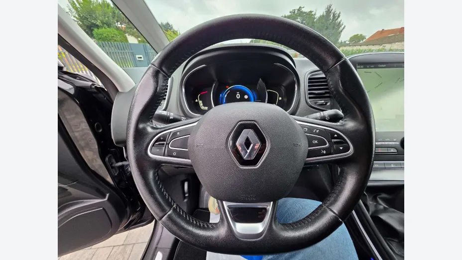 RENAULT Grand Scenic -