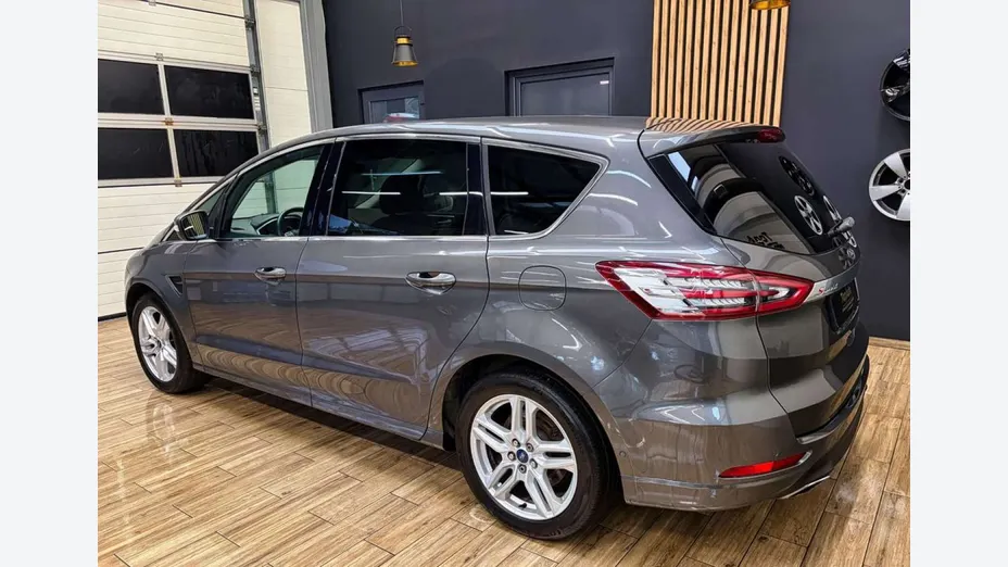 FORD S-MAX -
