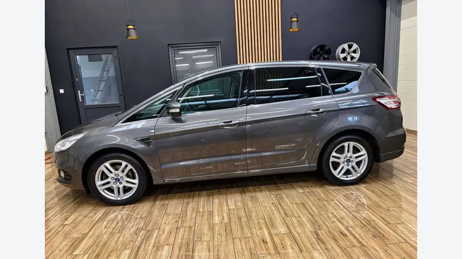 FORD S-MAX -