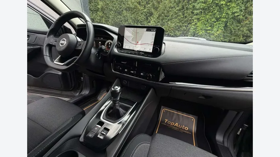 NISSAN Qashqai -