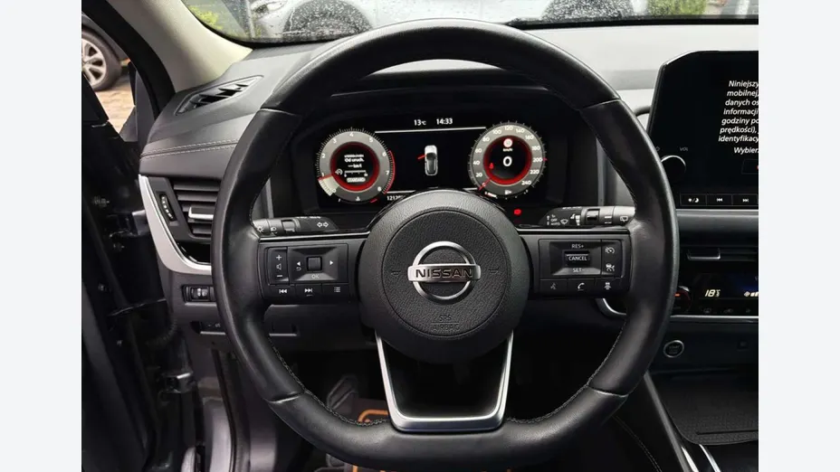 NISSAN Qashqai -