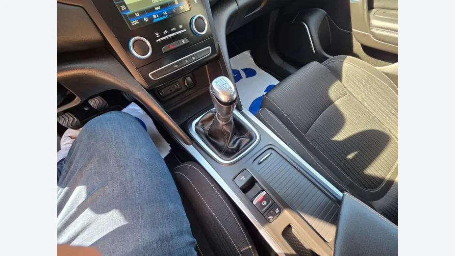 RENAULT Megane -