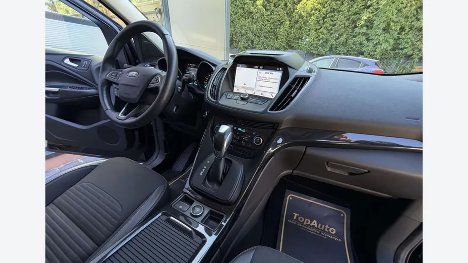 FORD Kuga -