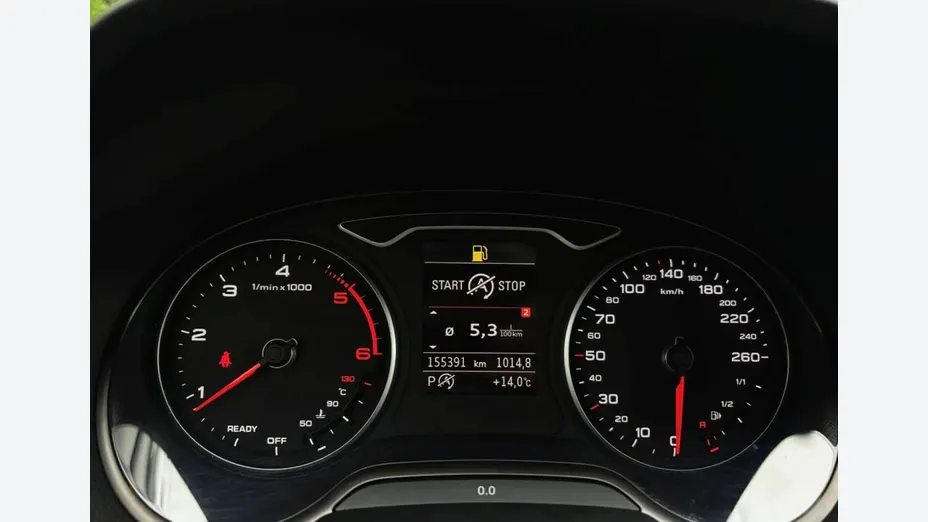 AUDI Q2 -