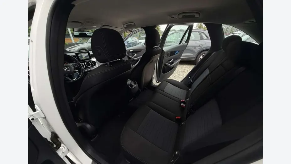 MERCEDES-BENZ GLC -