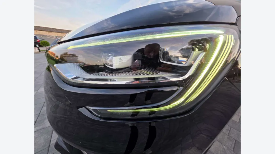 RENAULT Megane -