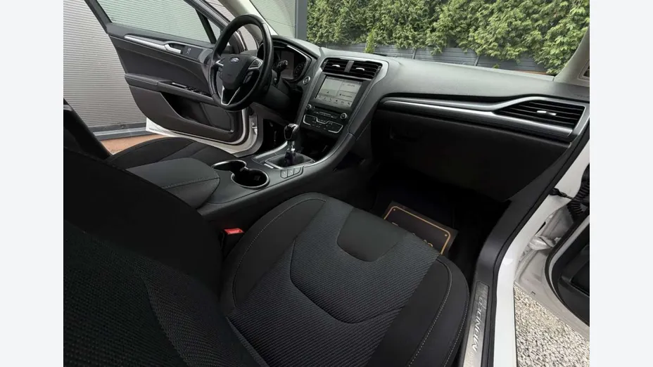 FORD Mondeo -