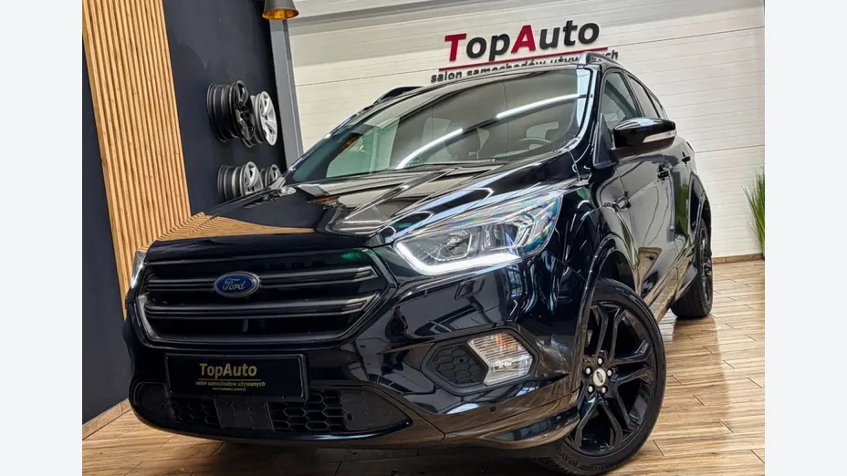 FORD Kuga -