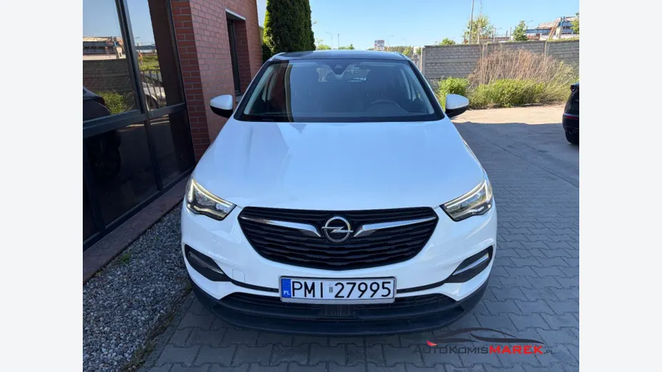 OPEL Grandland X -