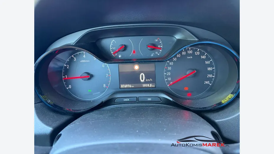 OPEL Grandland X -