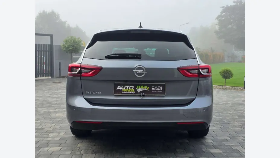 OPEL Insignia -