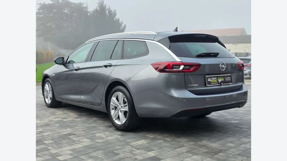 OPEL Insignia -