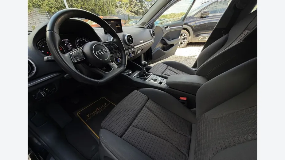 AUDI A3 Sportback -