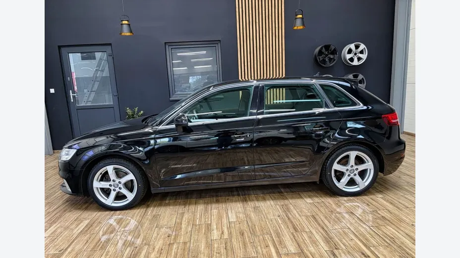 AUDI A3 Sportback -