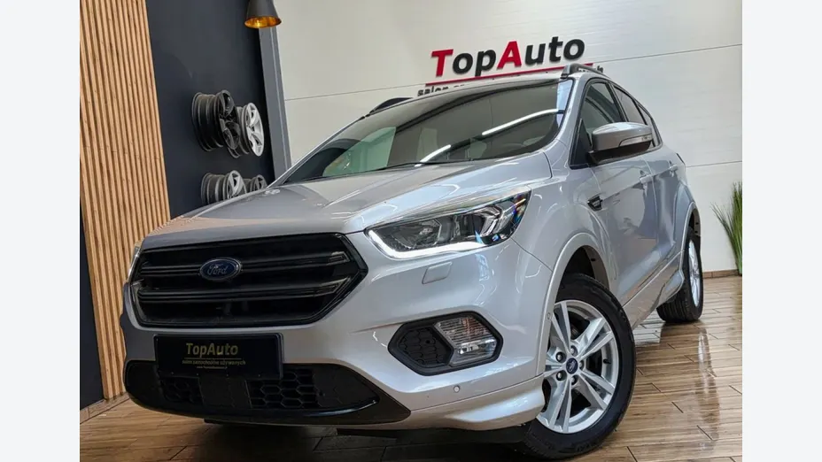 FORD Kuga -