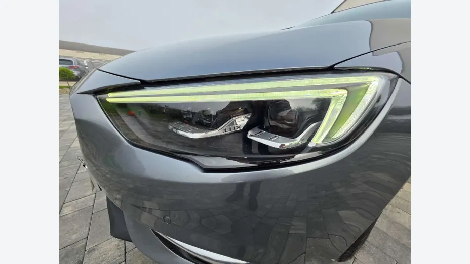 OPEL Insignia -